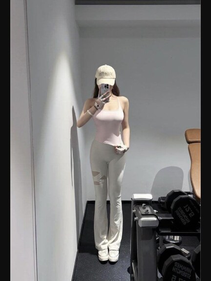 Kylie photo 3